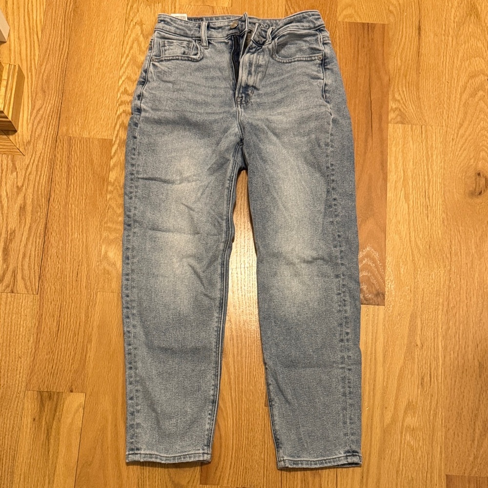 American Eagle Outfitters Light Blue Straight Jeans